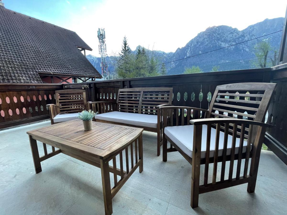 Castle Residence Apt. Zamorei บุชเตนี ภายนอก รูปภาพ