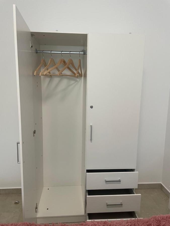 Castle Residence Apt. Zamorei บุชเตนี ภายนอก รูปภาพ
