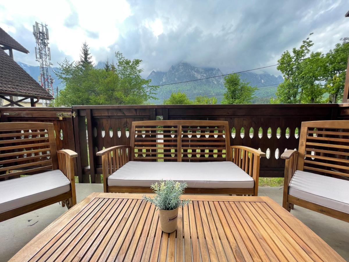 Castle Residence Apt. Zamorei บุชเตนี ภายนอก รูปภาพ