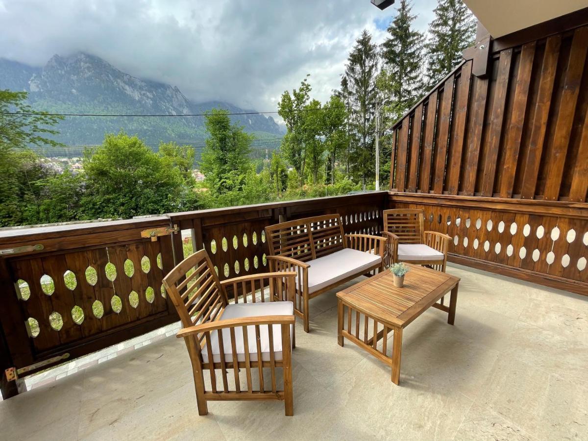 Castle Residence Apt. Zamorei บุชเตนี ภายนอก รูปภาพ